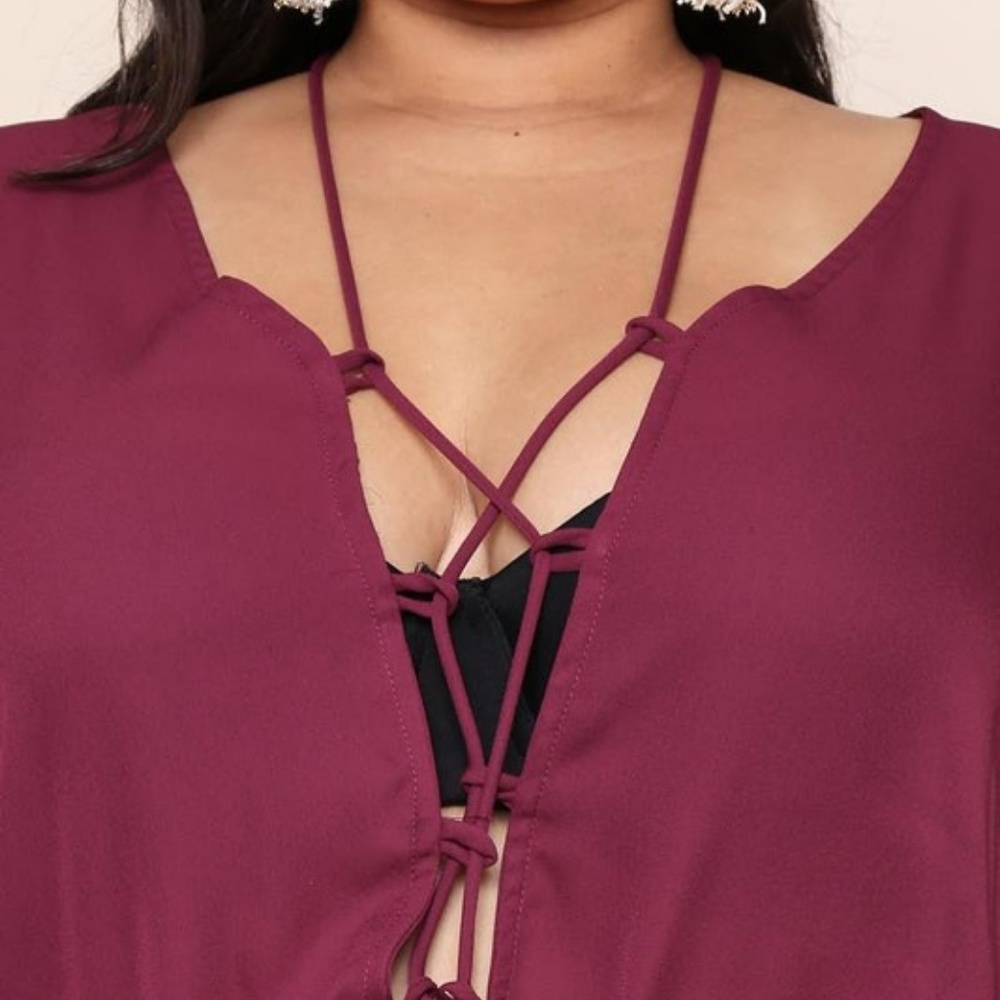 🎉HP🎉🆕🌸Laced up  Open Shoulder Burgundy Top - Picture 5 of 8